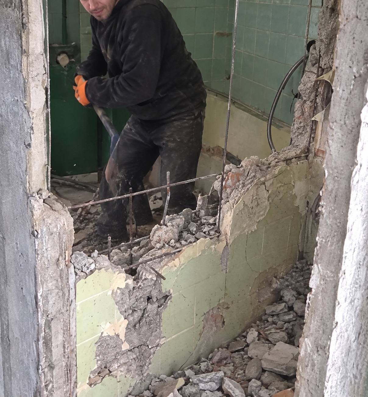 Демонтаж бетонных стен в Минске
